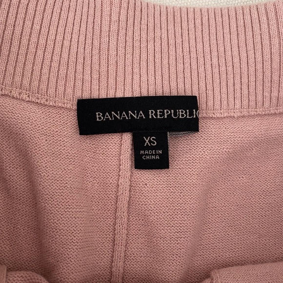 Banana Republic Sweater Shorts. Size XSP. - Picture 3 of 3